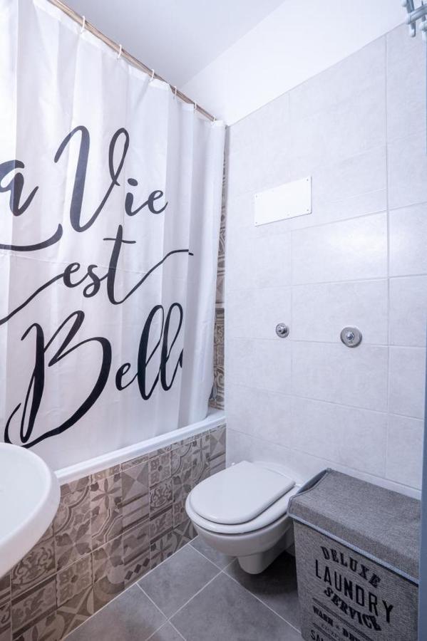 Apartamento Maneki Artieri Bolonia Exterior foto